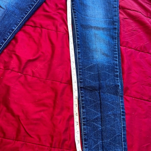 Levi’s Jeans - Picture 2 of 8